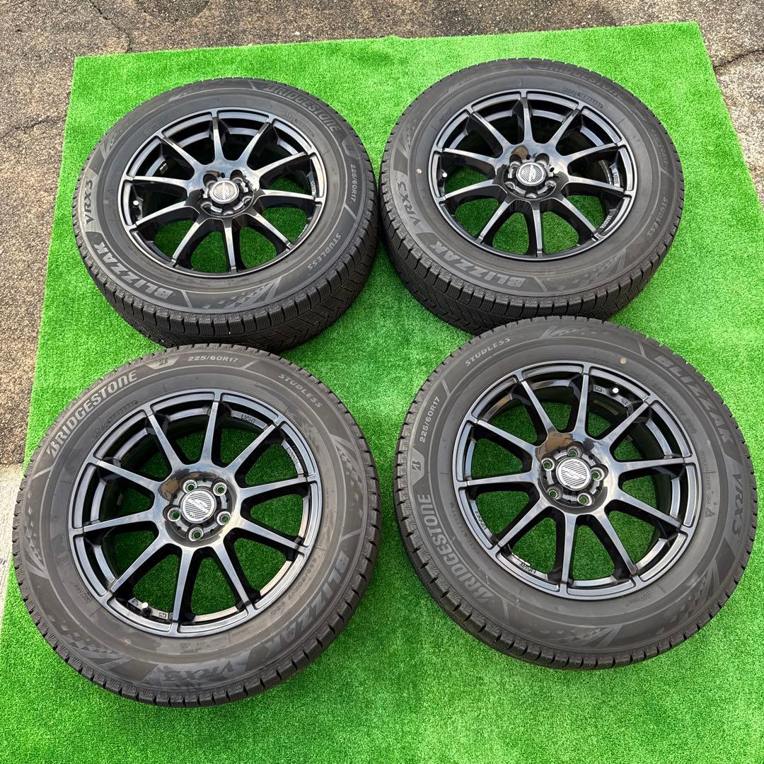 BRIDGESTONE スタッドレス　225/60R17 PCD100 5H