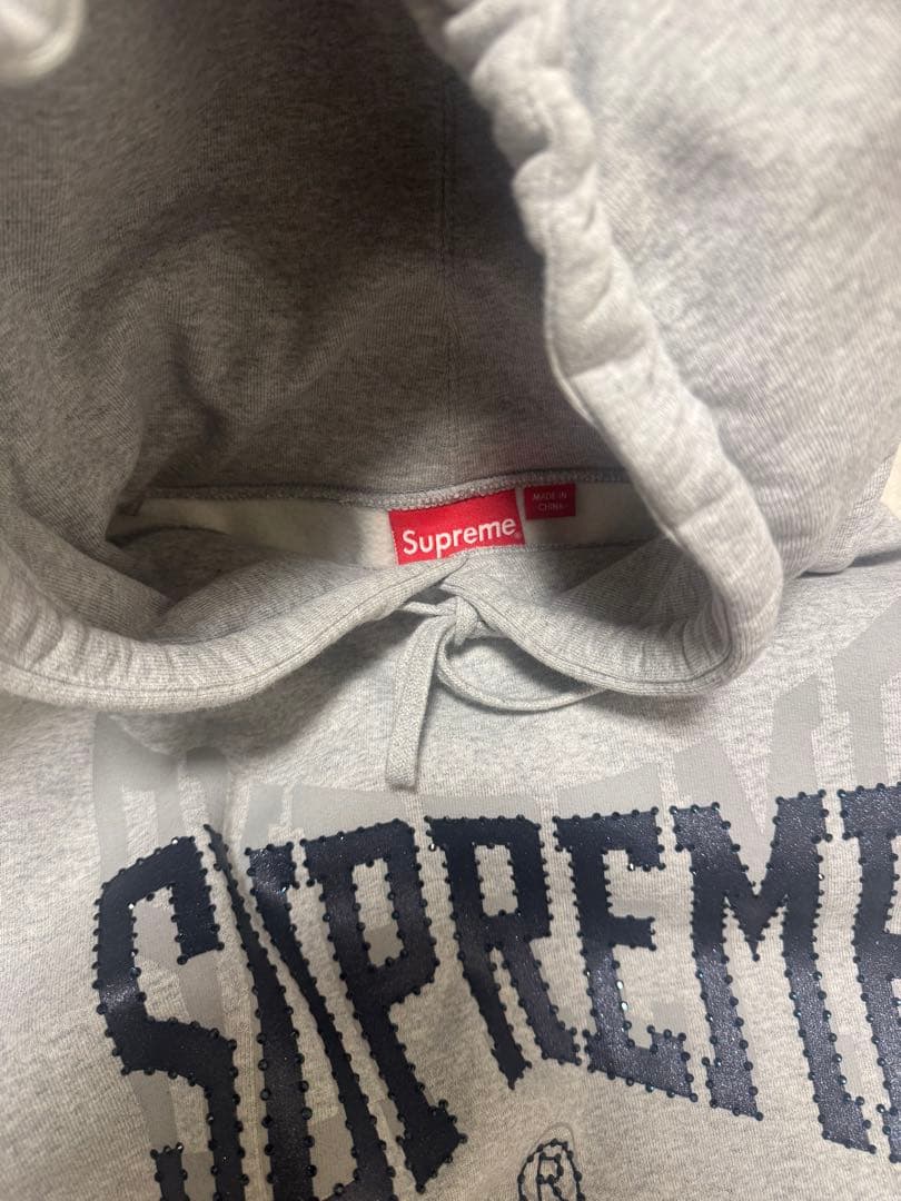 Supreme｜Rhinestone Hooded Sweatshirt
