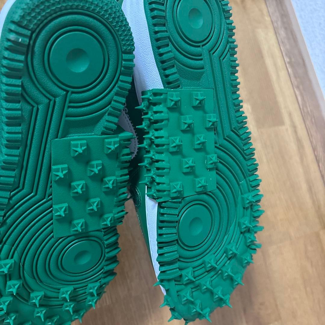 Off-White × Nike Air Force 1 Mid