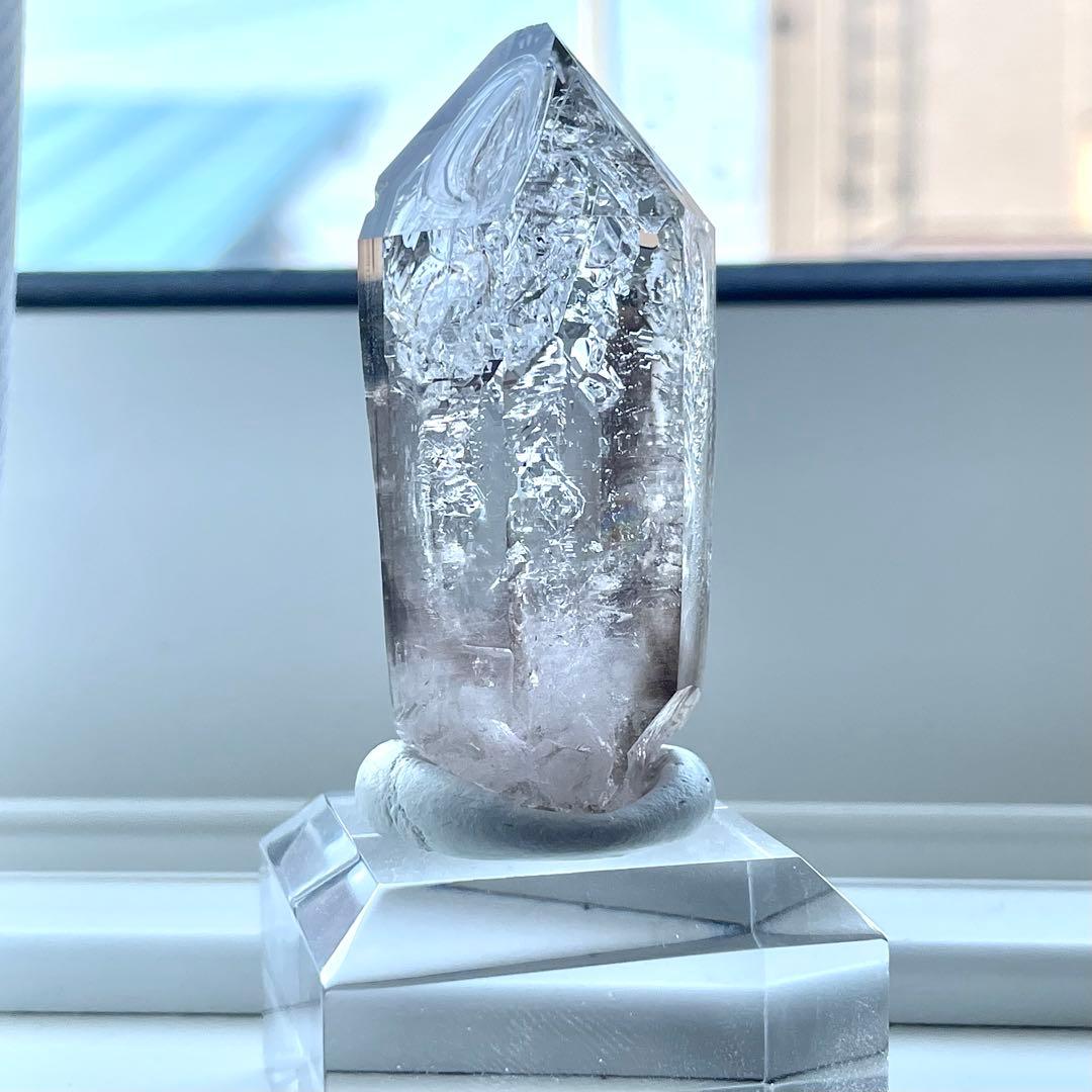 ナミビア Goboboseb産 クォーツ(水晶) 鉱物標本