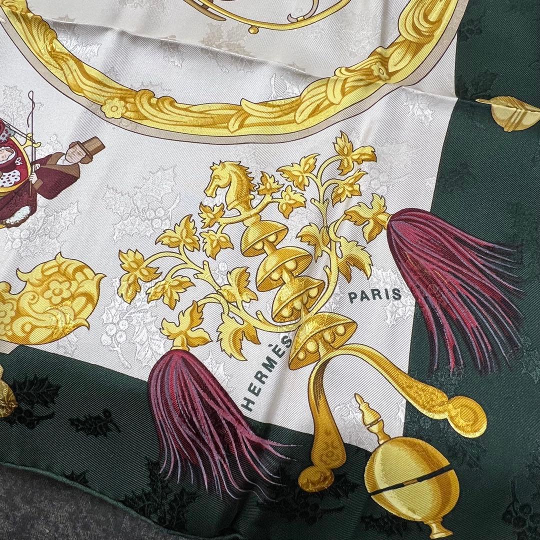 ま*！様 hd【used】HERMES スカーフ カレ90 羽飾り　馬車　鈴　グ