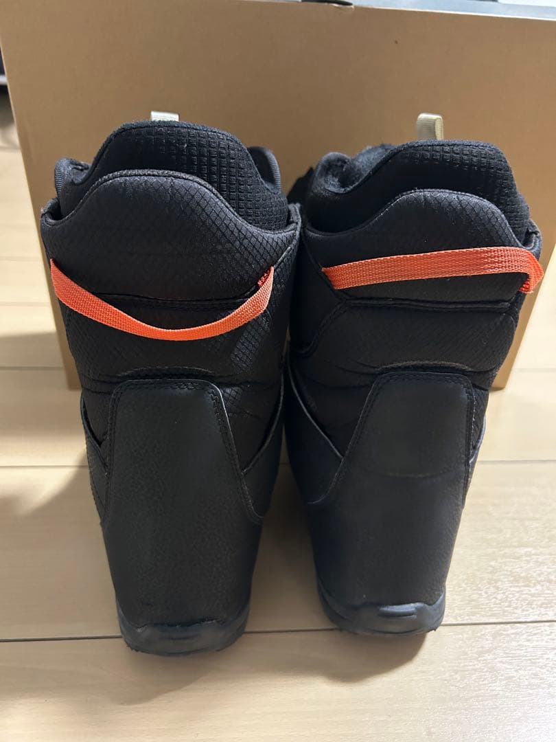 Burton 子ども用スノーボードブーツ