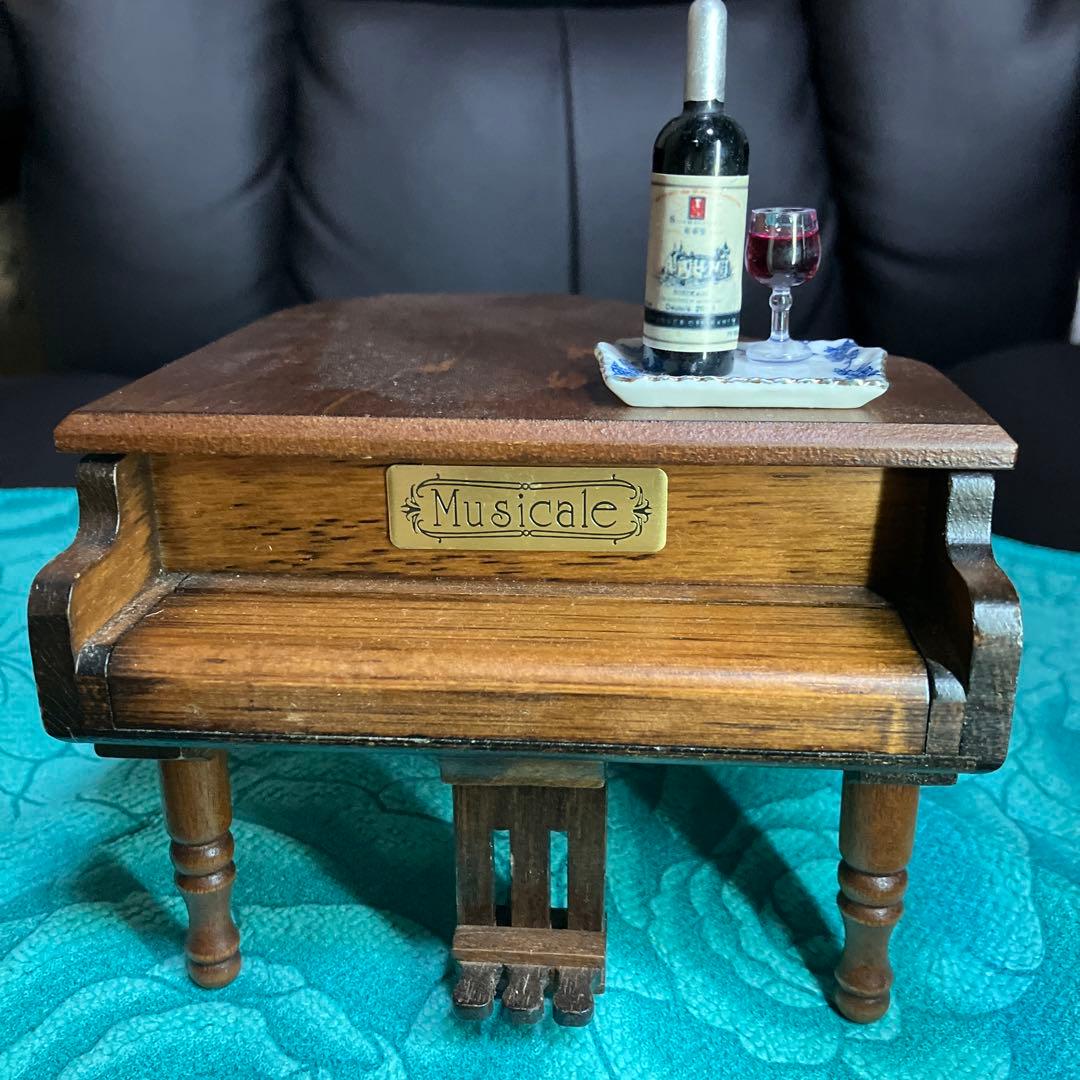 ピアノ型オルゴール　　　　　　　　　　　　　　タイタニック