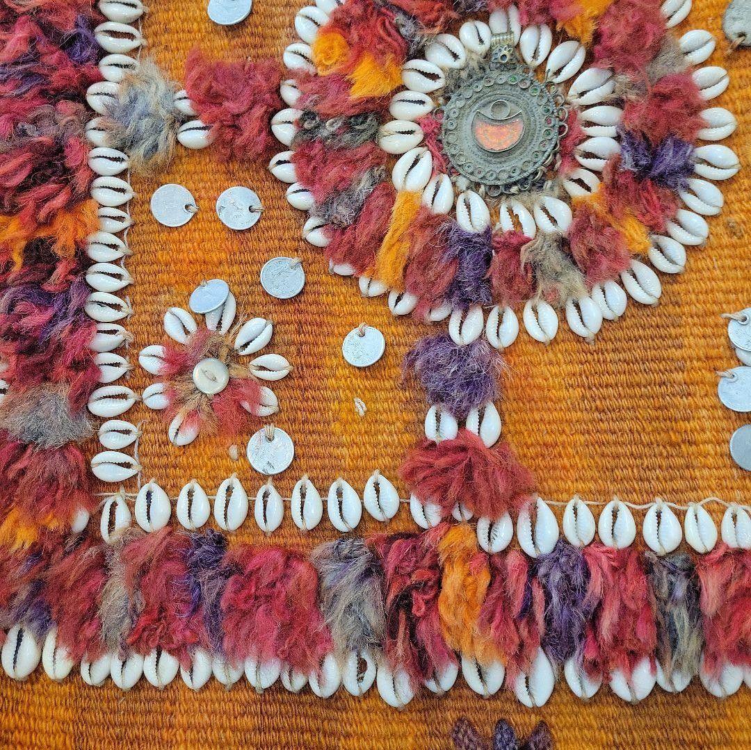 カラッシュ族の70年代のヴィンテージ・バッグ(キリム・手作り・硬貨・・貝殻