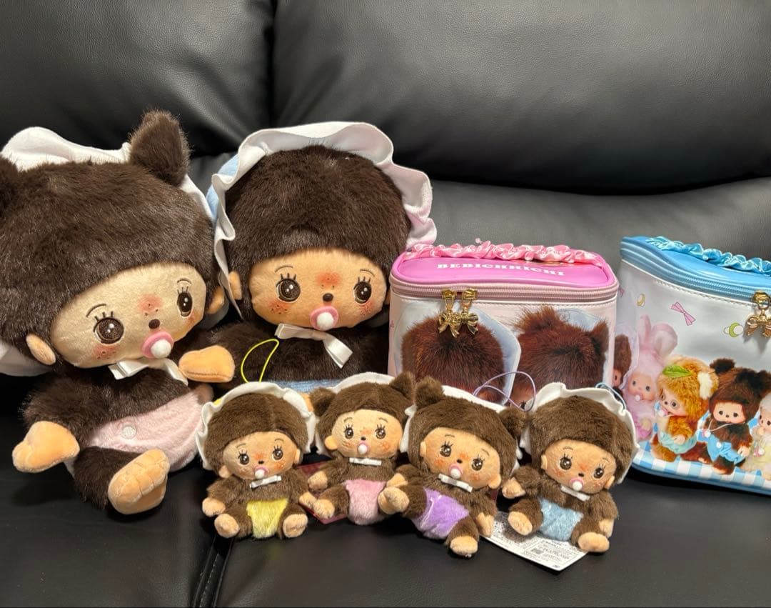 モンチッチ　ベビチッチ　ラウンドワン限定　バニティバッグ　ぬいぐるみ　マスコット