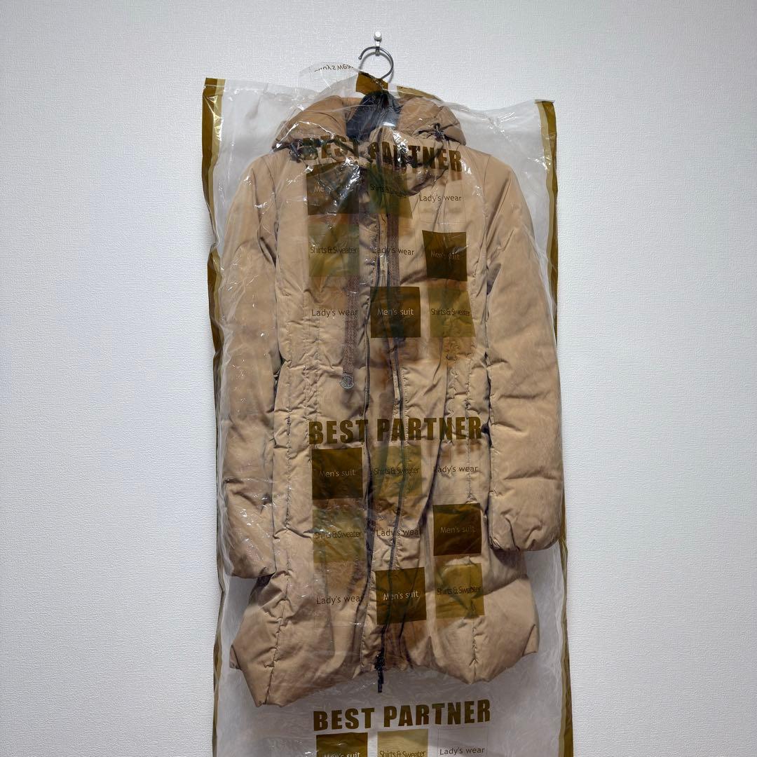 モンクレール NIM GIUBBOTTO ダウン ベージュ 0