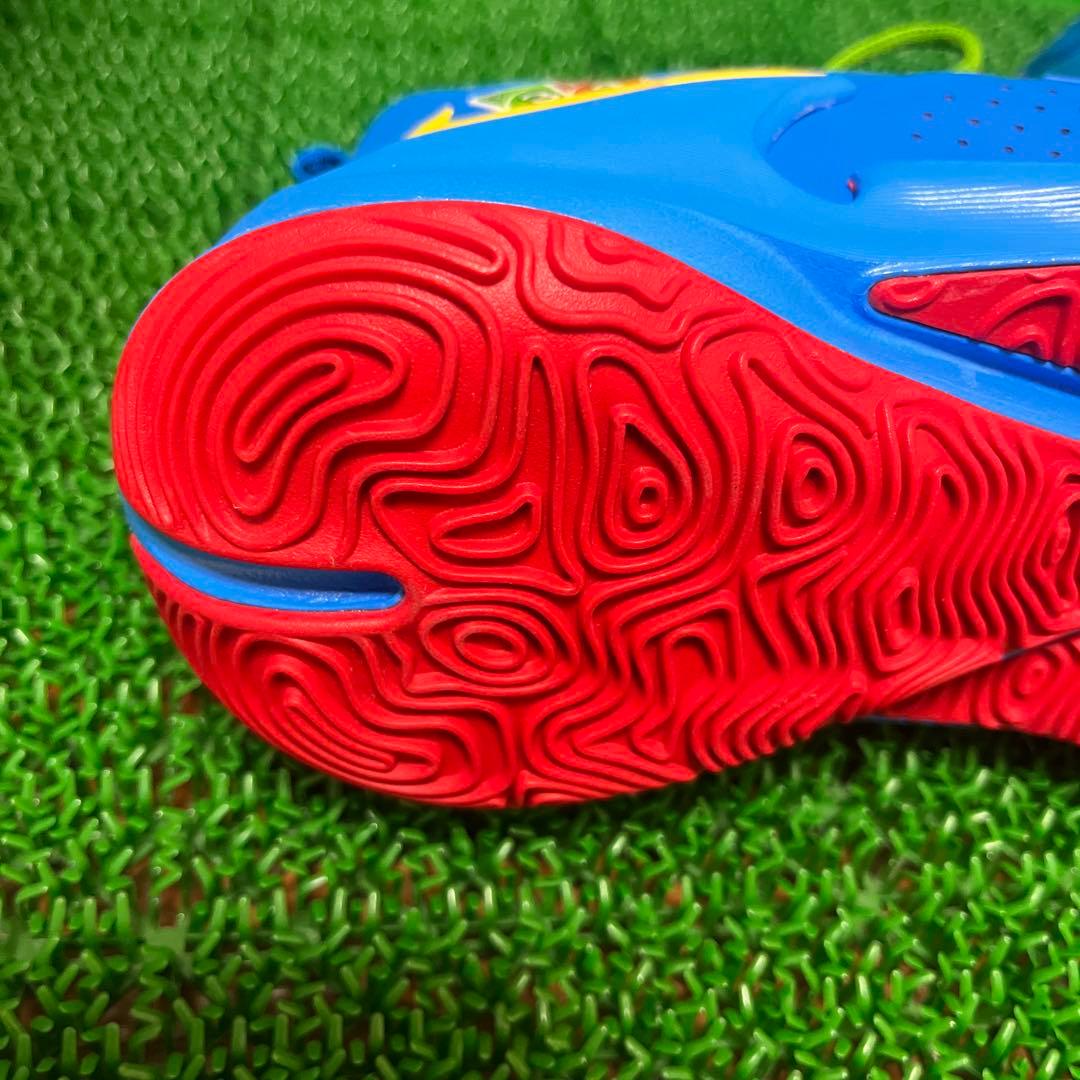 ナイキ バスケットシューズ × UNO Zoom Freak3 “UNO 1”