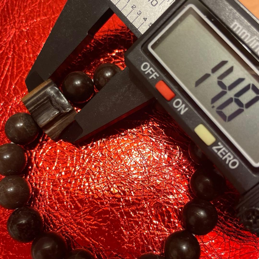 ぼ*ん様 天然石 ブレスレット 神居古潭石 チョコ　北海道　珪化木　デザインブレ