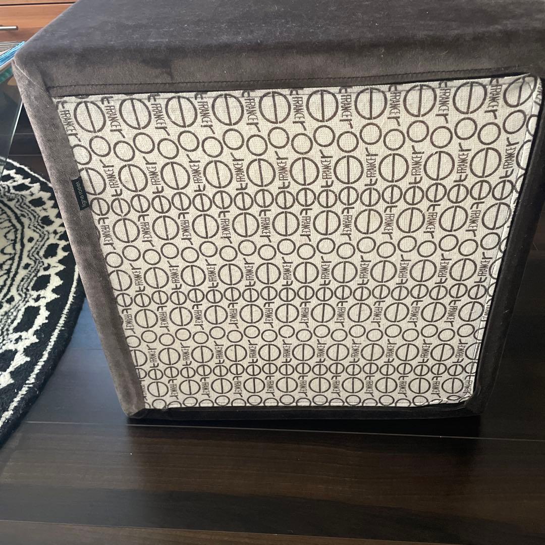 ligne roset ブラウンオットマン