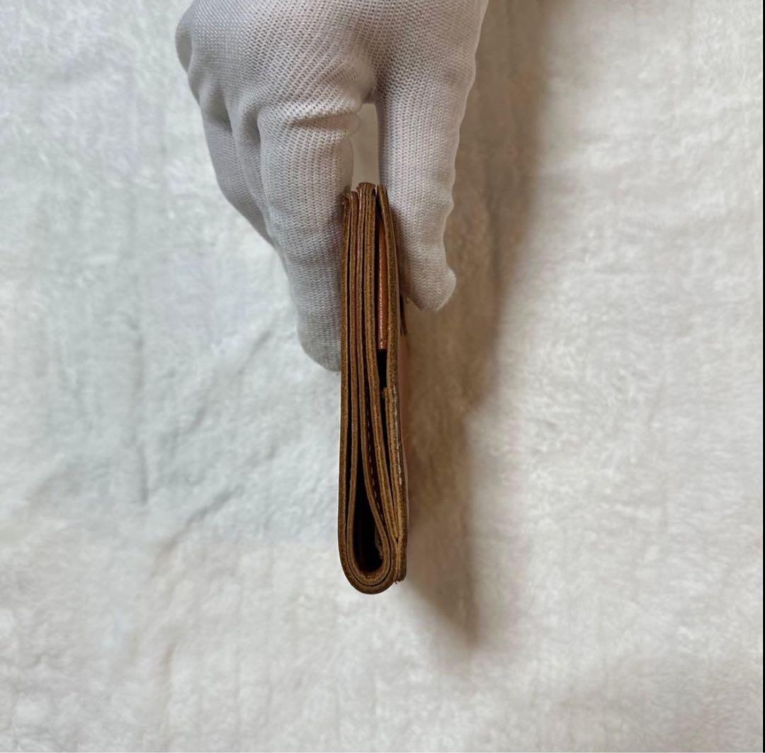 IL BISONTE（イルビゾンテ） 本革 二つ折りレザースクエアウォレット