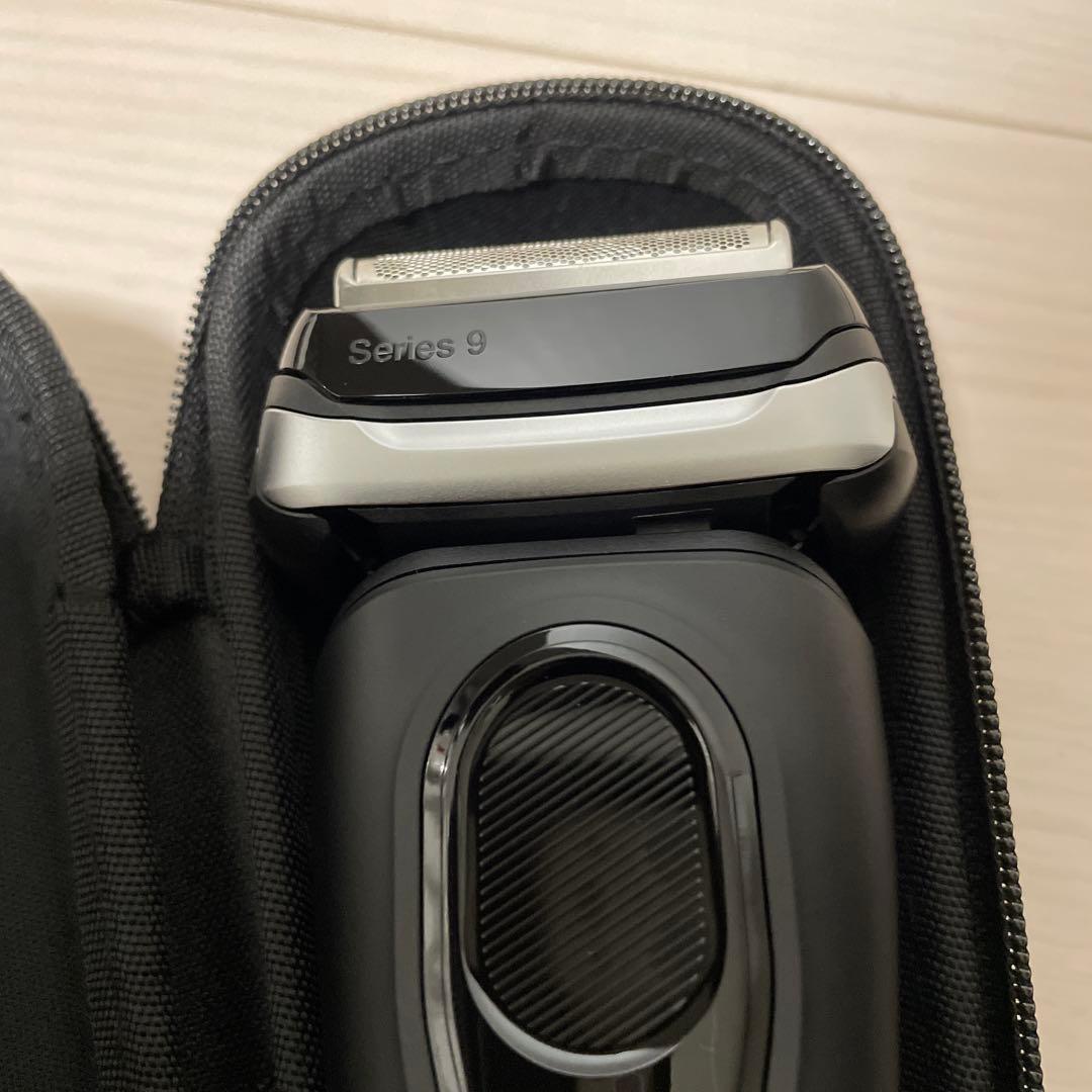 BRAUN Series 9 Sport+メンズ電気シェーバー