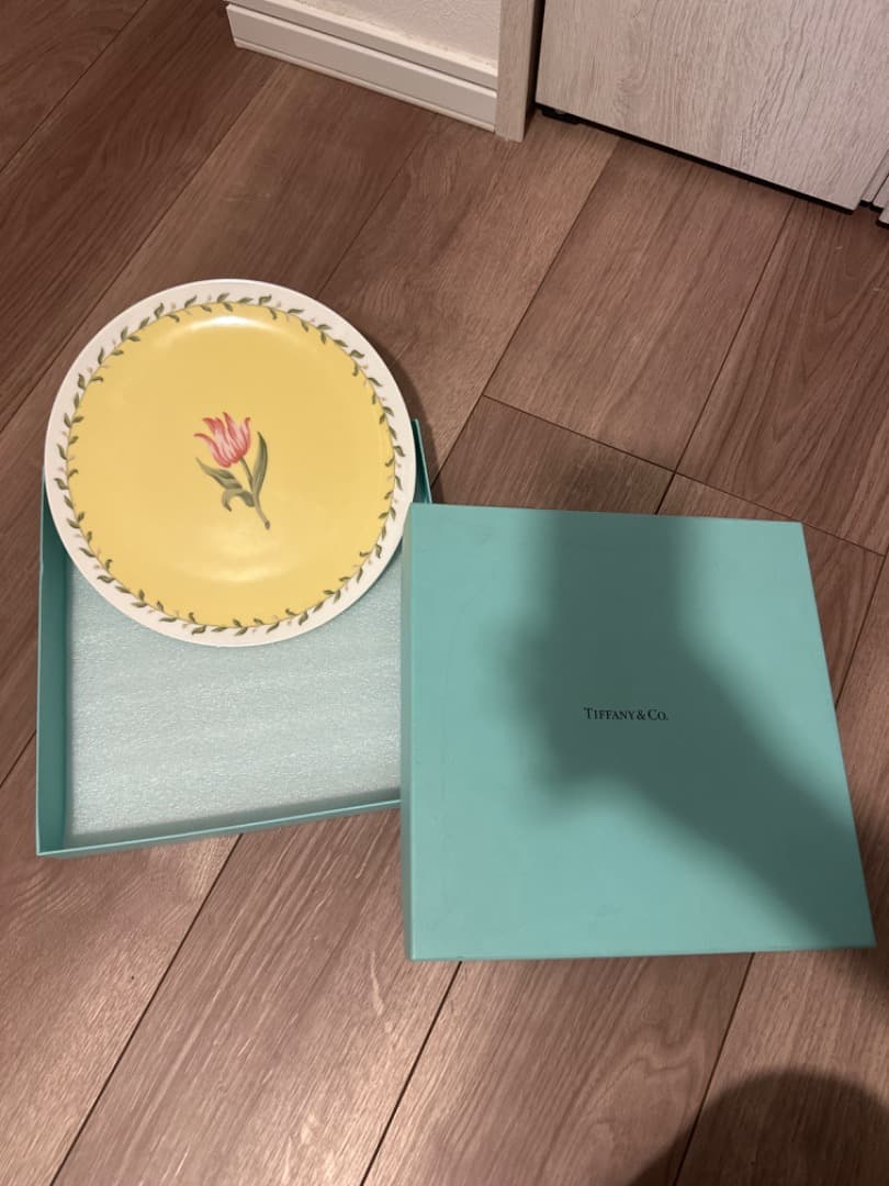 Tiffany & Co. ピンクチューリップ皿