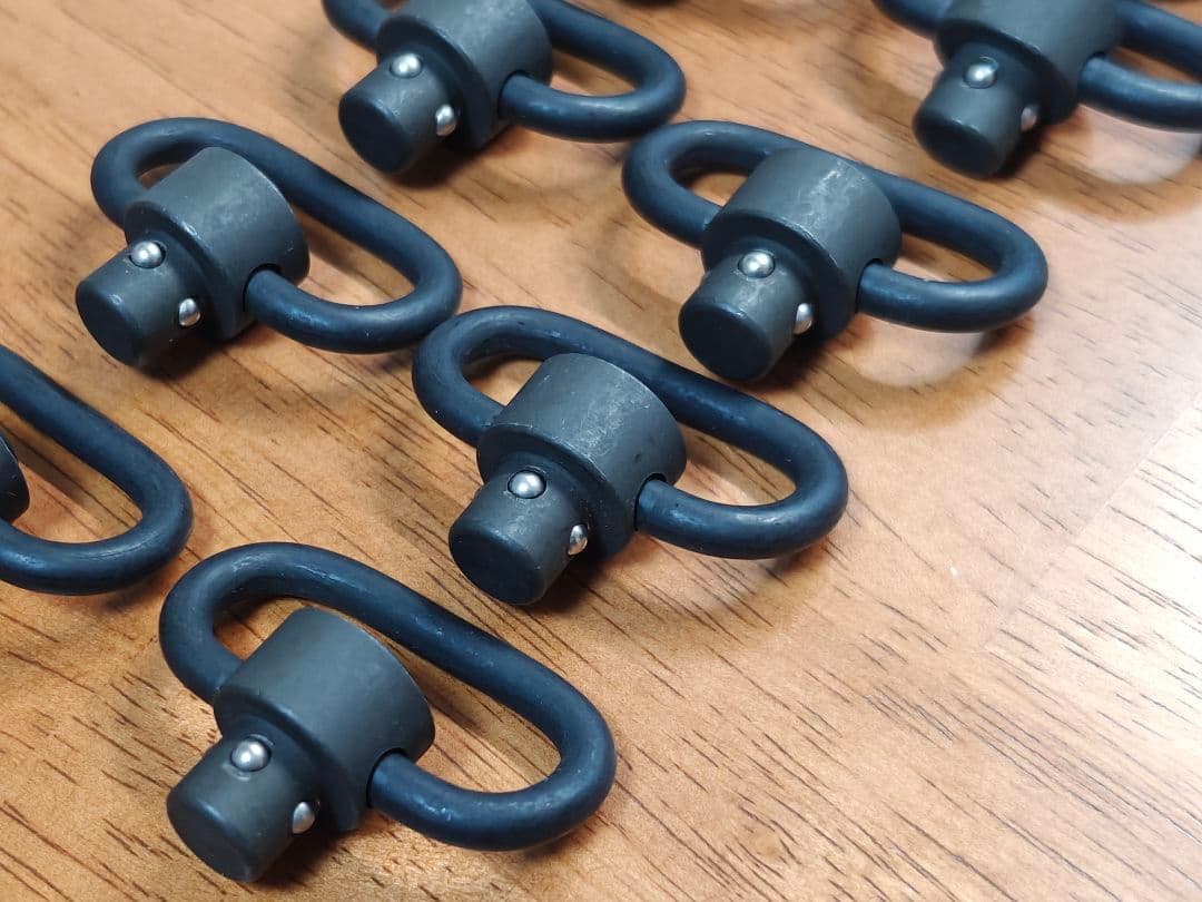 マグプル様式 BK MAGPUL レプリカ QDスリングスイベル スチール製