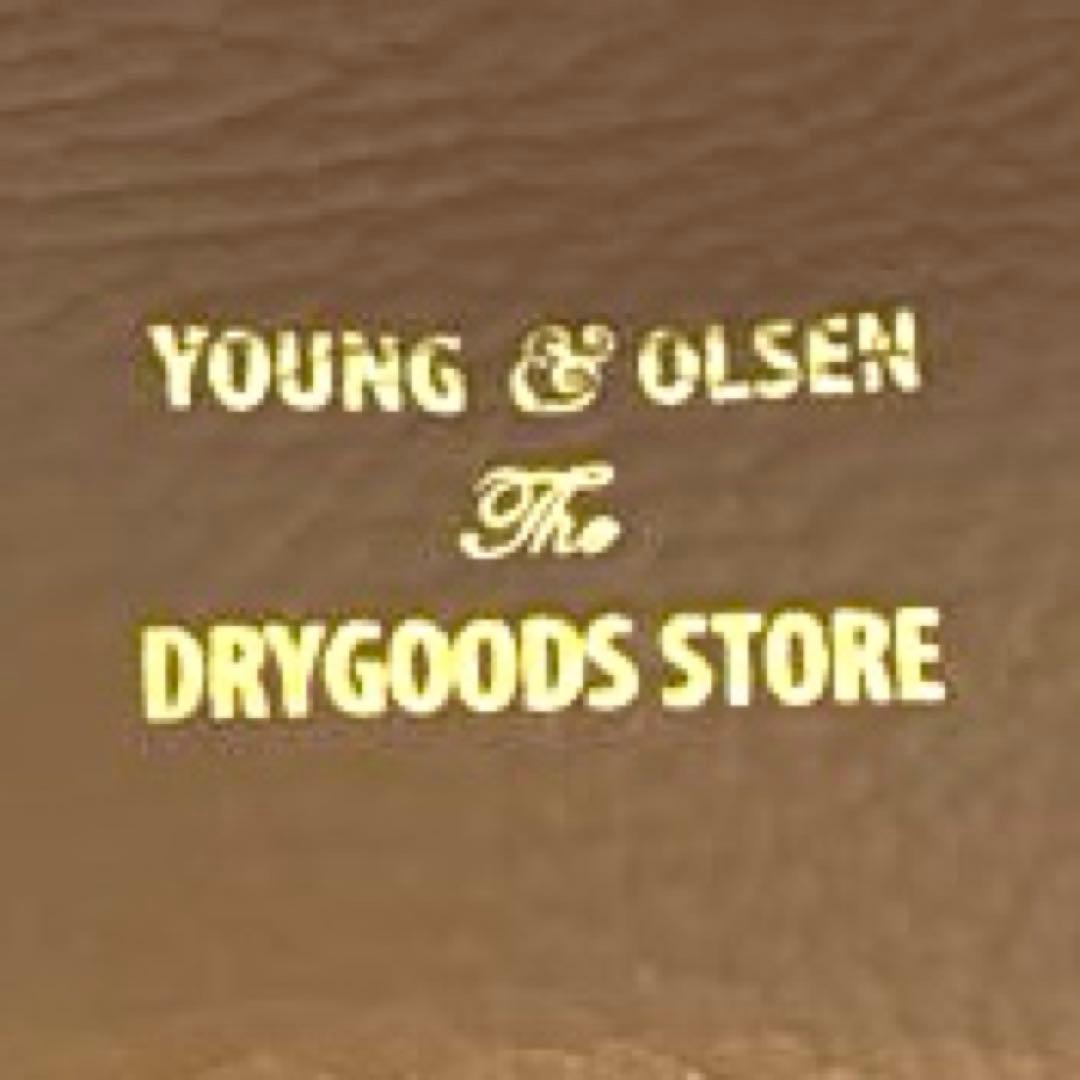 【極美品】YOUNG&OLSEN エンボスドレザージップボートバッグ M 茶色