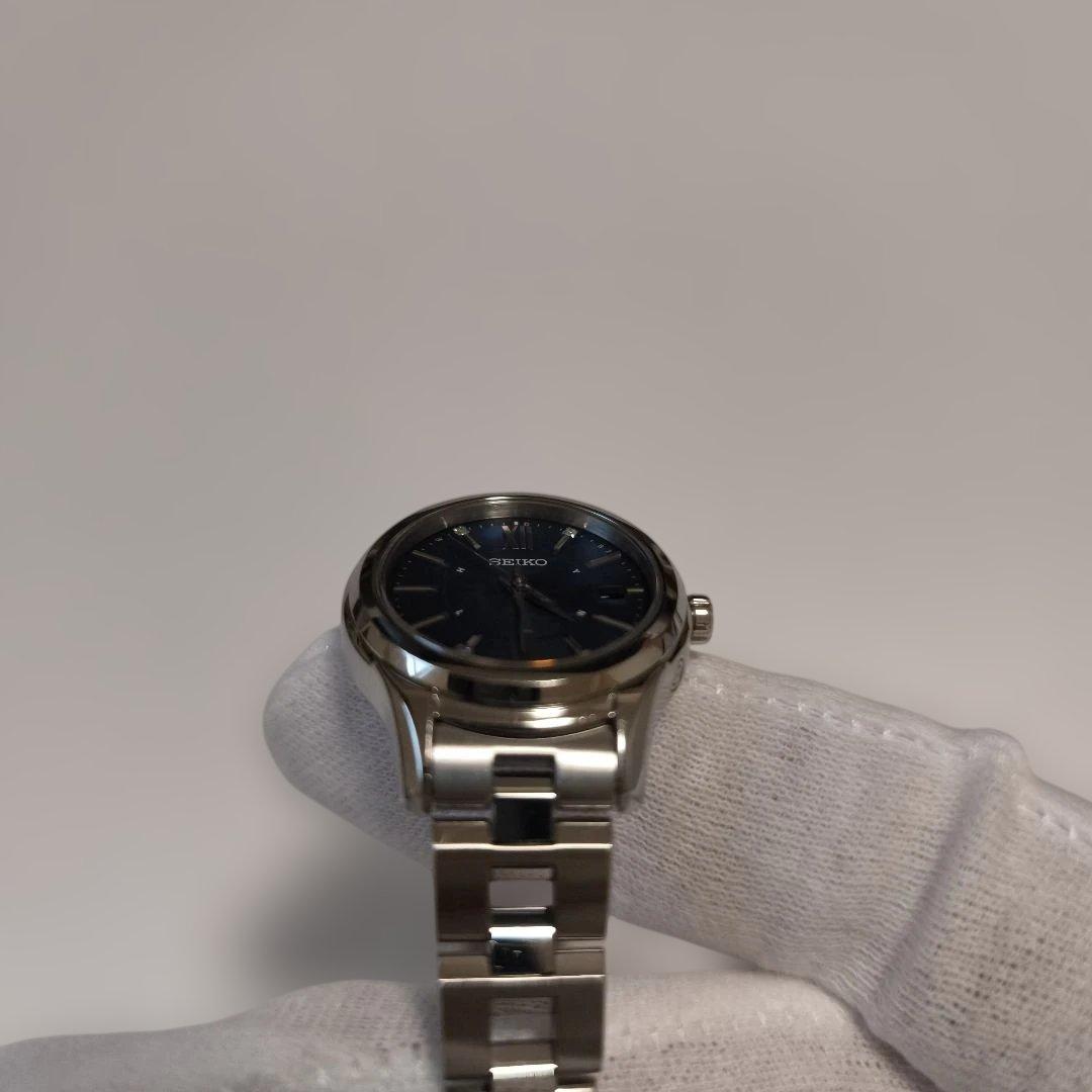 SEIKO　LUKIA　ルキア　電波ソーラー　ダイヤ入り　ネイビー限定品　美品！