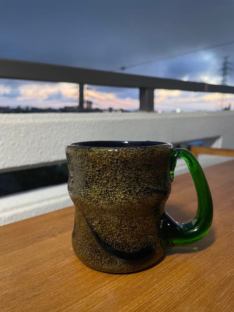 稲嶺盛吉グラス