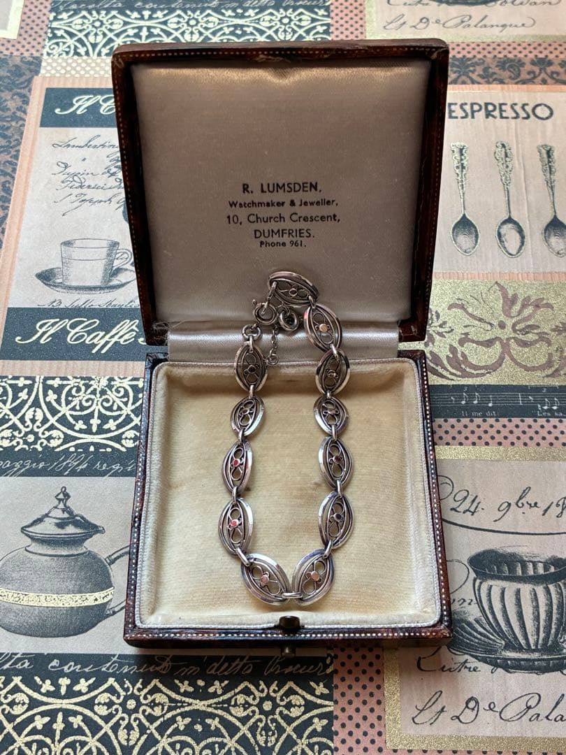 英国アンティークジュエリーケース ベージュベルベット