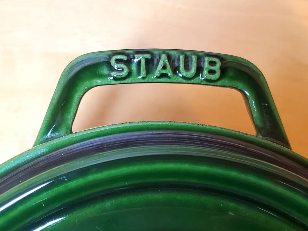 ☆週末価格☆staub ピコココットラウンド　バジルグリーン　18cm　ストウブ