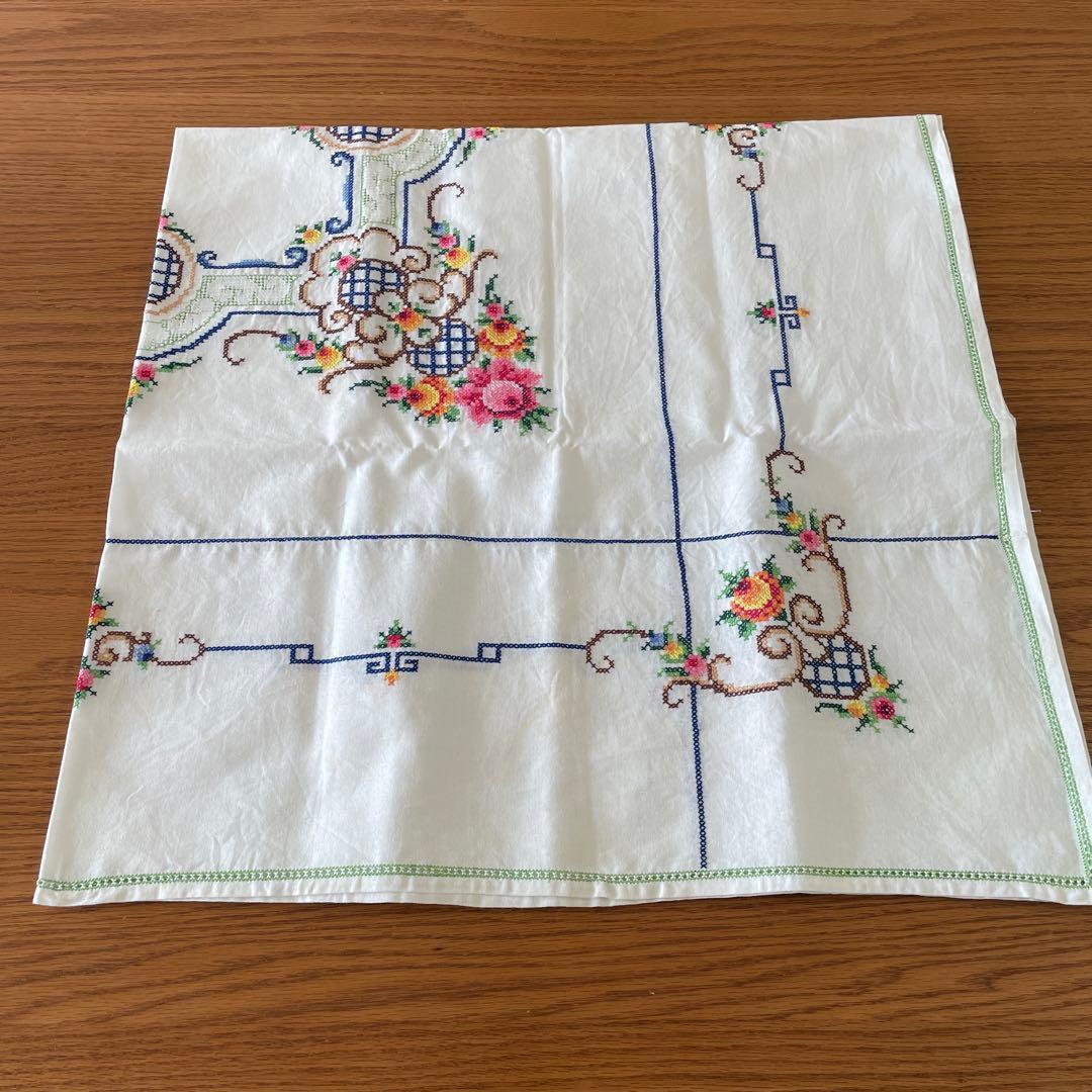 フランスアンティーク花の刺繍テーブルクロス豪華