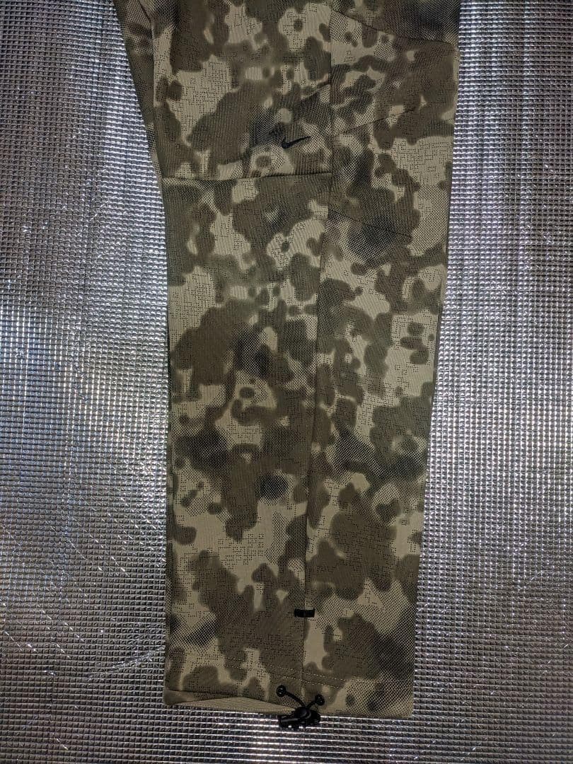 ナイキ テックフリース 上下セットアップ 迷彩柄Ｌサイズ 【新品未使用】