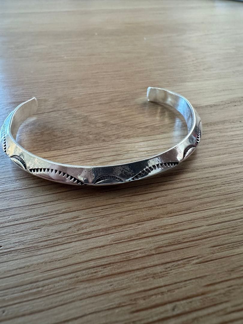 NAVAJO ナバホ族/ビンテージバングル/シルバーインディアンジュエリー