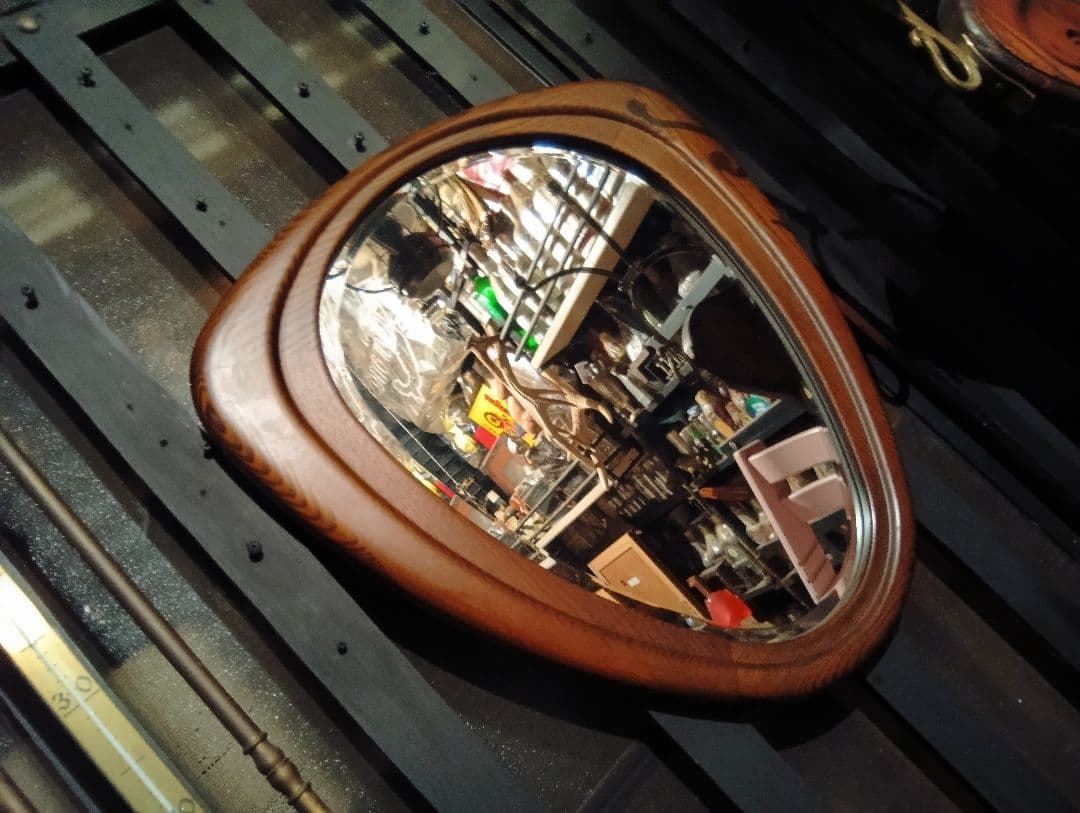 1970's　北欧モダン　トライアングル　ウォールナット　ミラー　壁掛け鏡