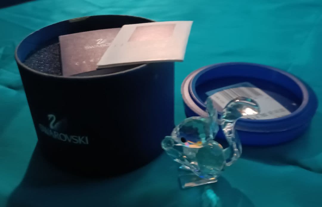 スワロフスキー　SWAROVSKI　動物シリーズ　リス　置物　インテリア