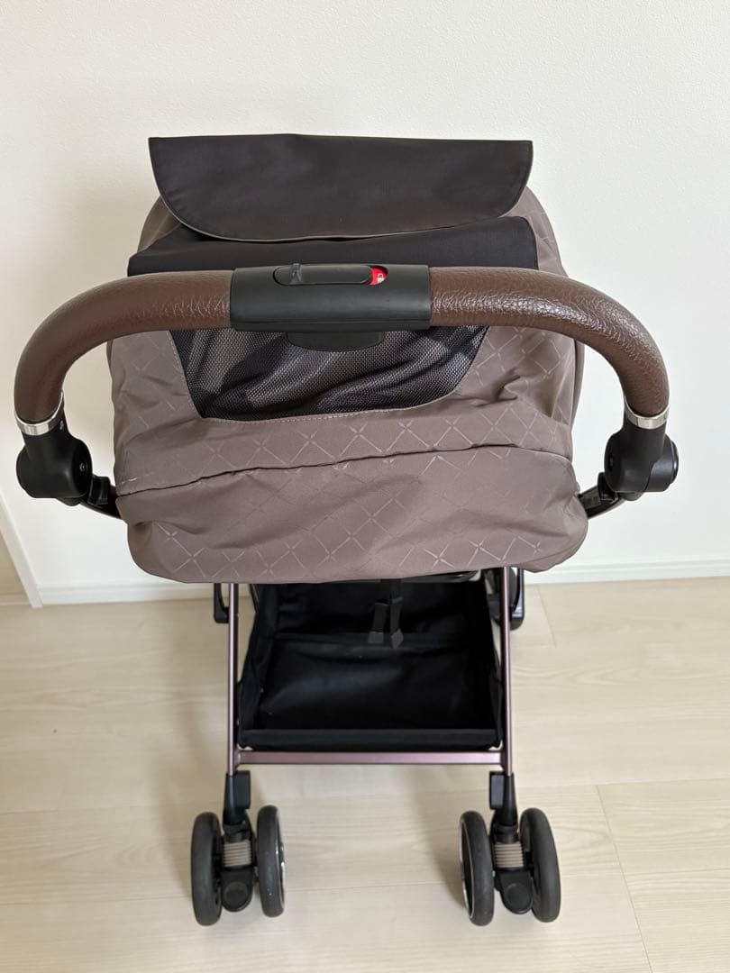 【美品】アップリカ　オプティアクッション グレイス 最上級モデル　A型