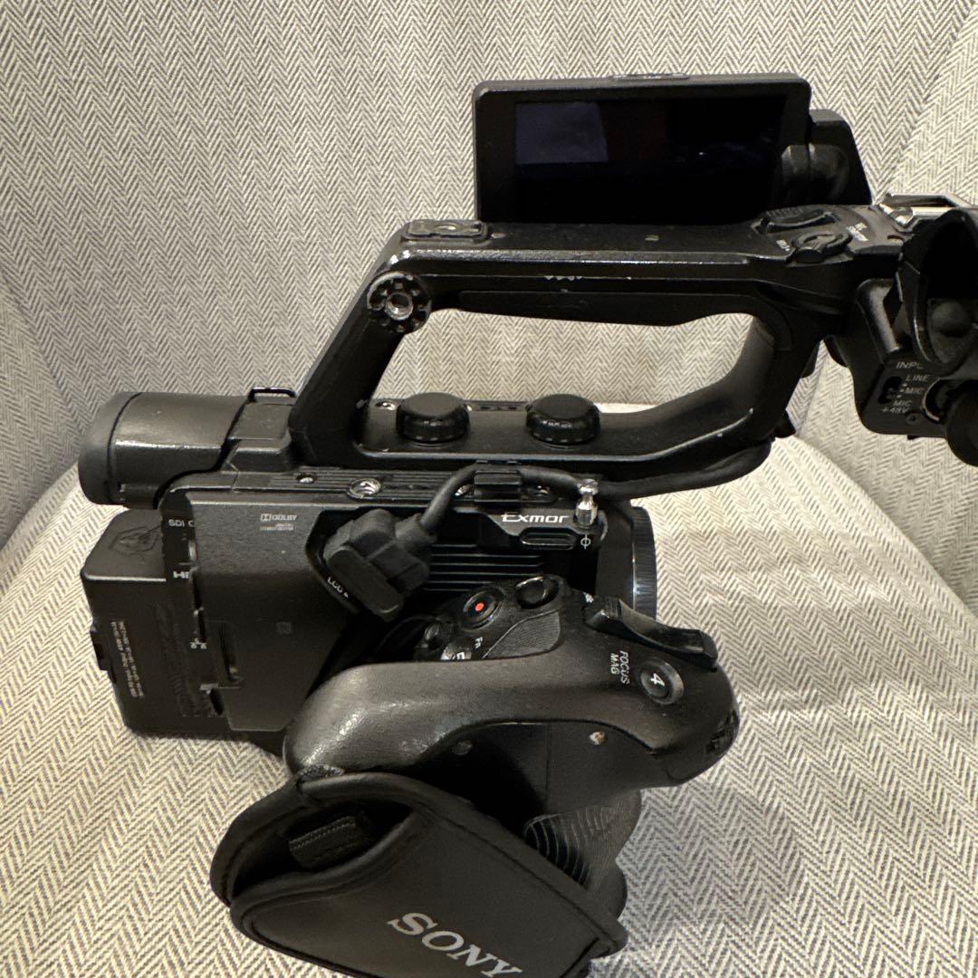 SONY XDCAM 4K 業務用ビデオカメラ本体　FS5