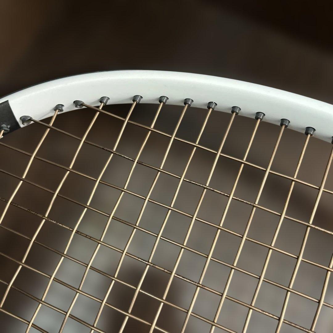 硬式テニスラケット98 18X20 ピュアストライク98 グリップ2