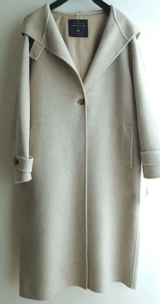 23区 滝沢眞規子さん着MANTECOPureリバー フード コート2025aw