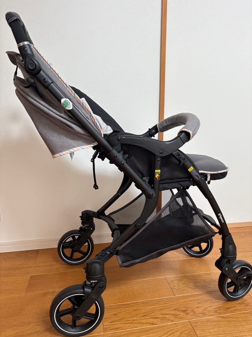 《最終値引き10日まで》タイヤフレーム新品ピジョンベビーカー　ランフィリノン