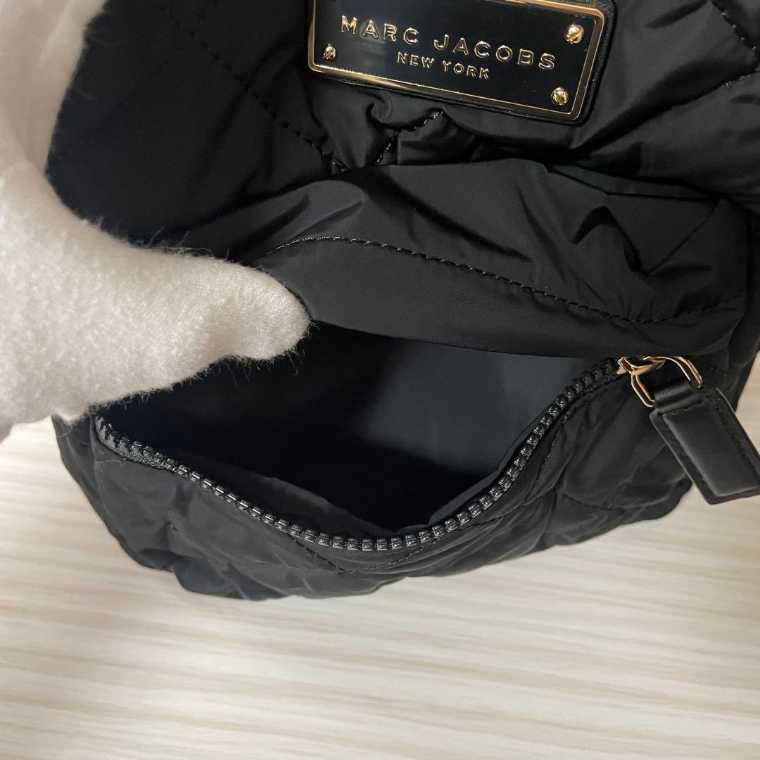 早い者勝ち！訳あり新品 MARC JACOBS バックパック キルティング 黒