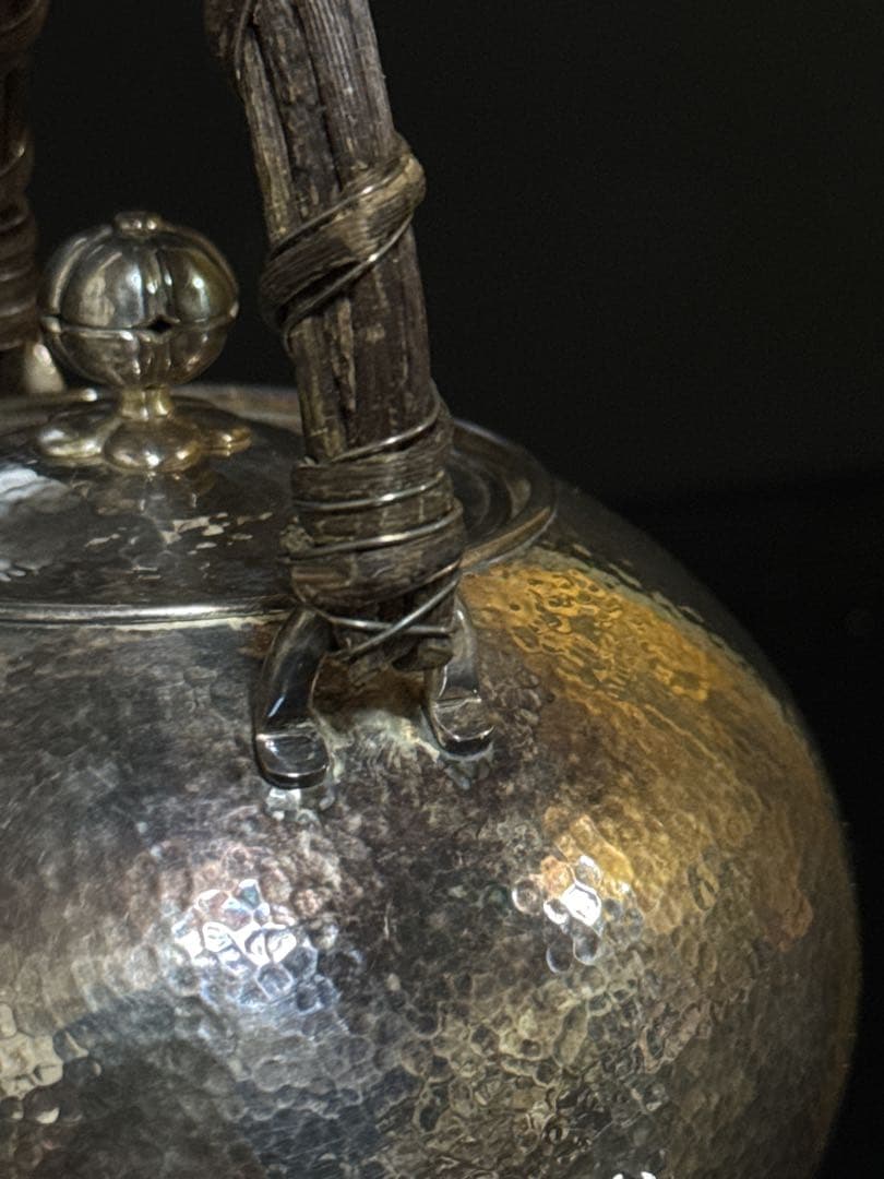 小振 純銀 羽田造 槌目 砲口 銀瓶 桐箱付 茶道具