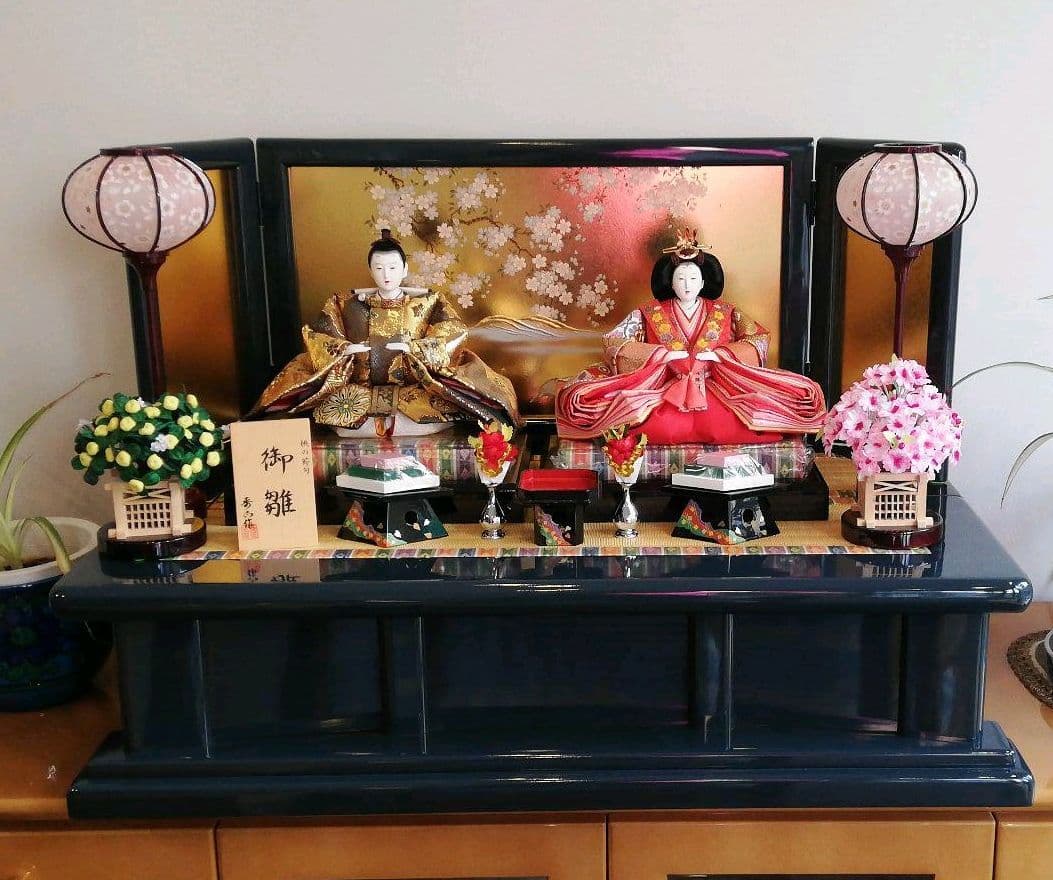 お雛様とお飾り　(展示品)