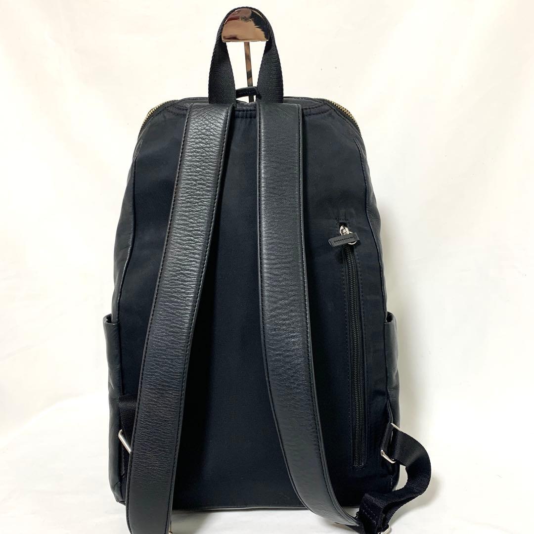 【雑紙掲載　A4収容可能】ガリャルダガランテ　リュック　バックパック　レザー