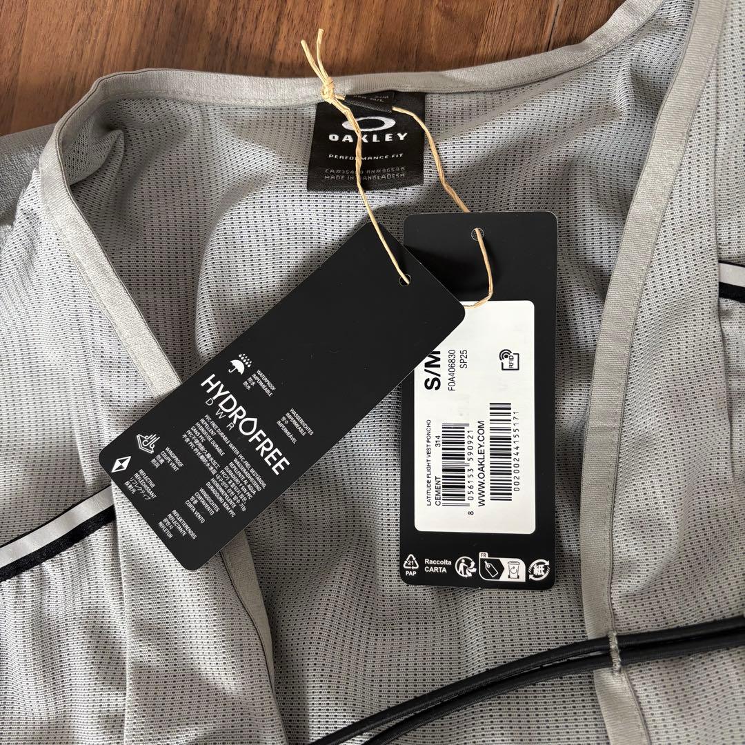 新品未使用 OAKLEY Latitude Flight Vest Poncho