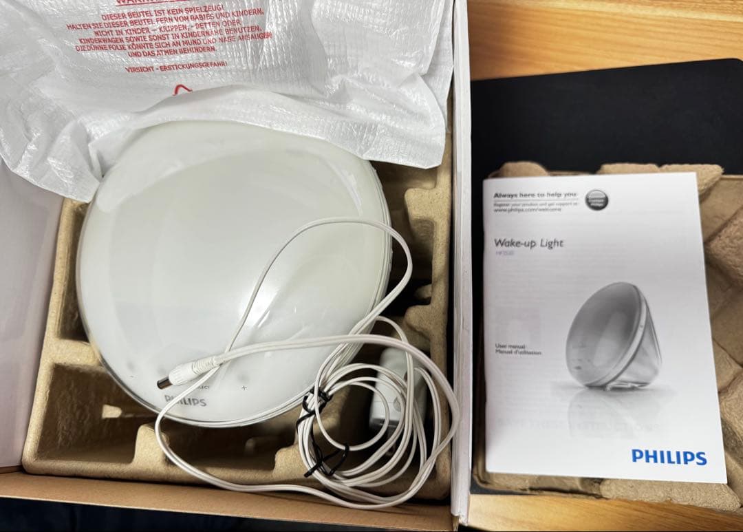 PHILIPS フィリップス 光目覚まし時計 HF3520