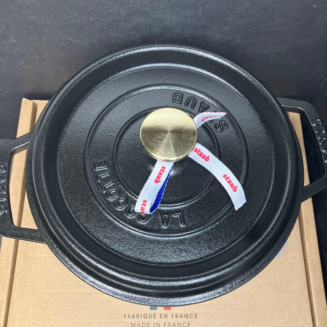 Staub ストウブ　ピコ・ココットラウンド　20㎝　ブラック　未使用品