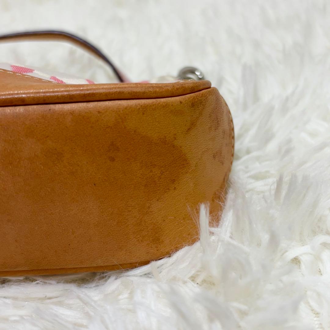 コーチ アクセサリーポーチ　ワンショルダーバッグ ピンク ベージュ　7027