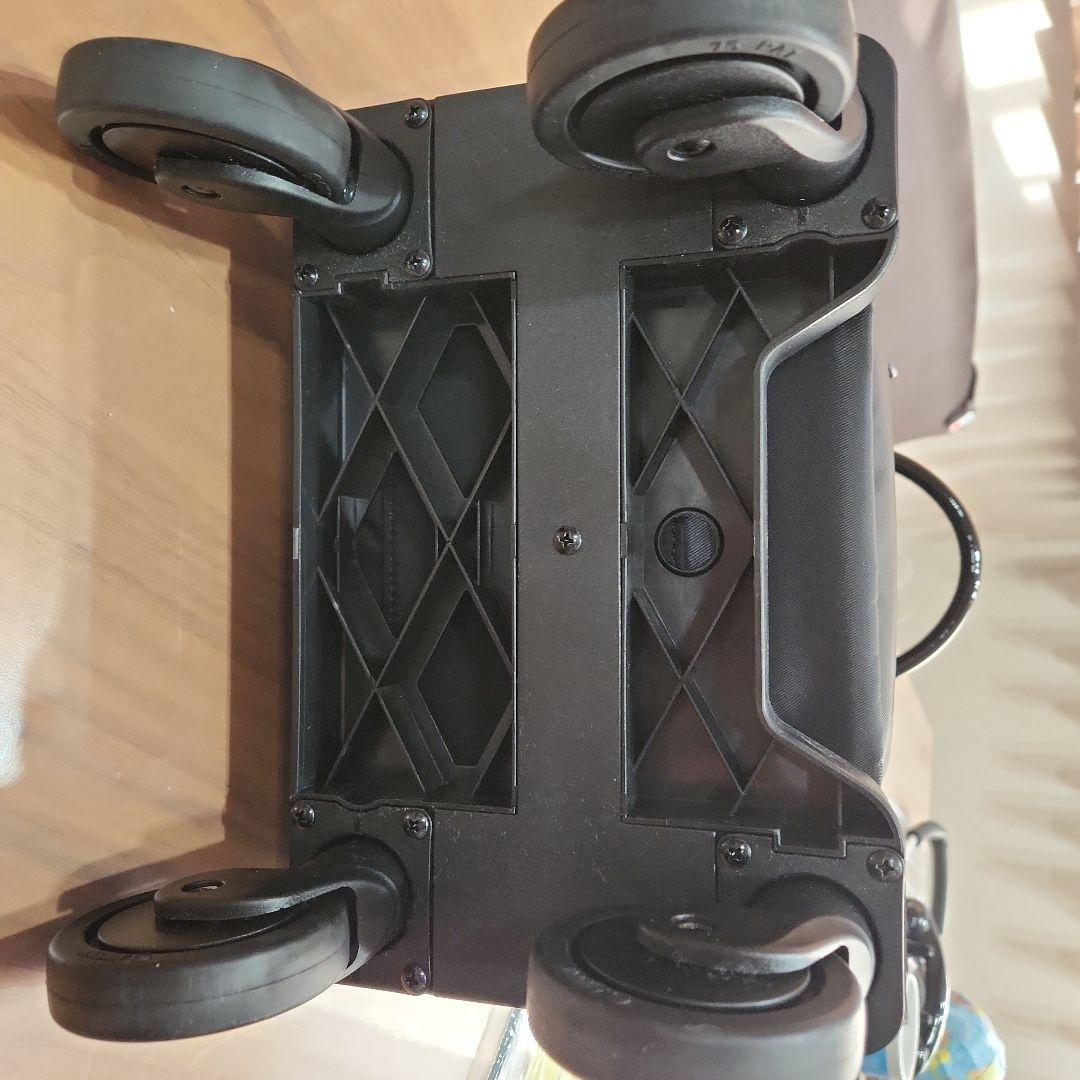 ティアラ　ブラックキルティングキャリーケース