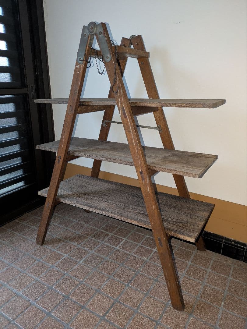 アンティーク ハンドメイド 木製棚 脚立活用