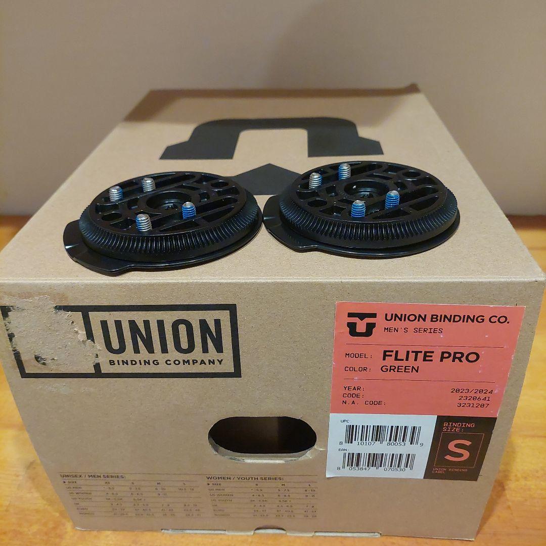 UNION 　FLITE PRO　サイズS