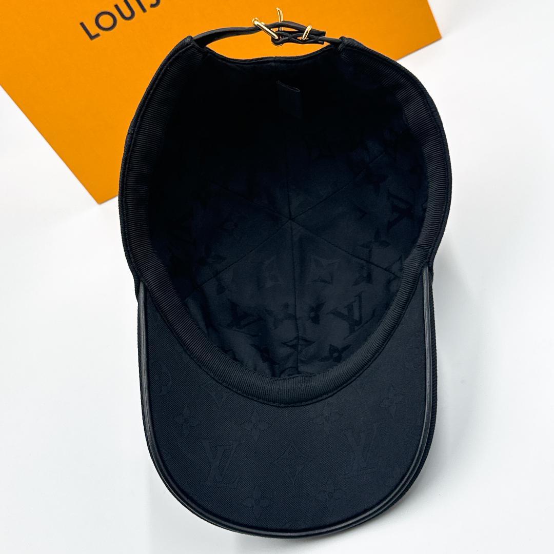 ルイヴィトン M7050L キャップLVアイコニック キャップ