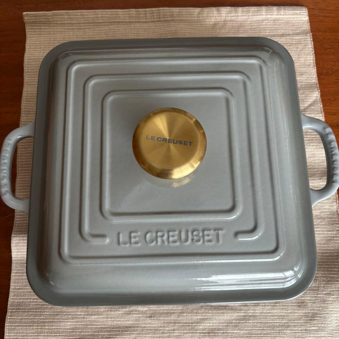 LE CREUSET シグニチャーココット スクエア ミストグレー