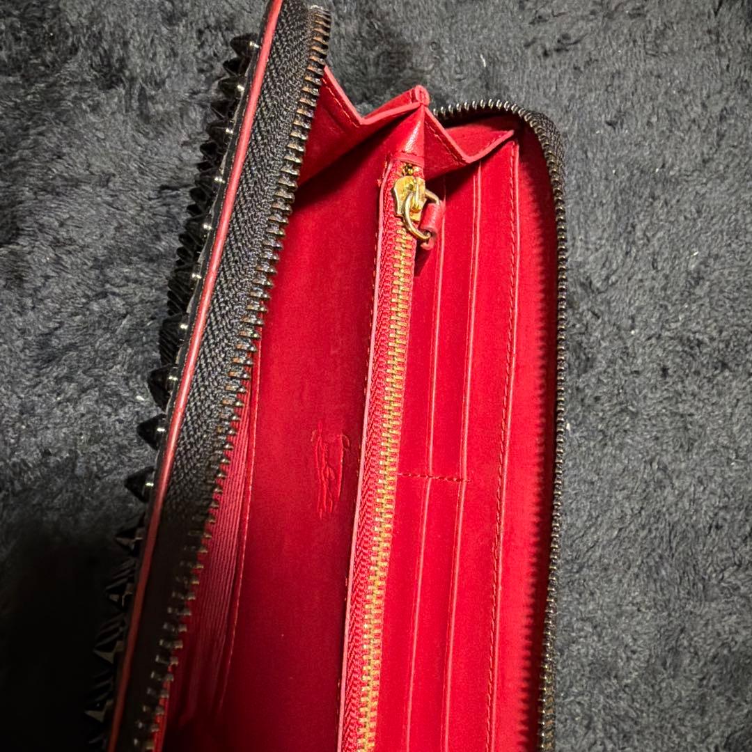 Christian Louboutin スタッズ財布
