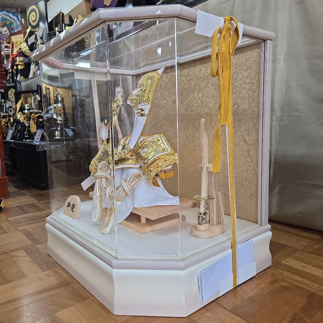 【展示品限り】くわ型兜　ケース飾り　※閉店セール　K4