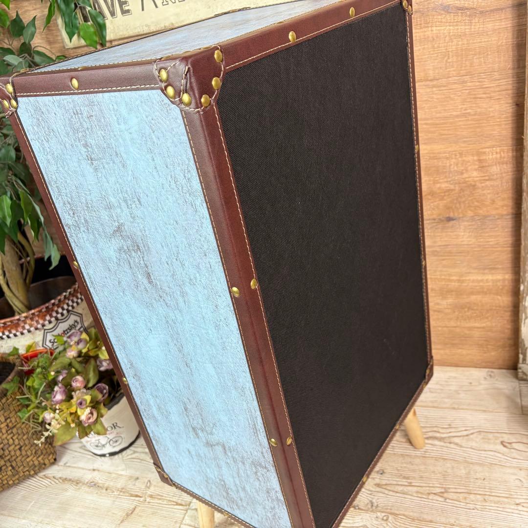 アンティーク調レザートランクチェスト三段脚付（41㎝×80㎝）洋タンス木製飾り棚