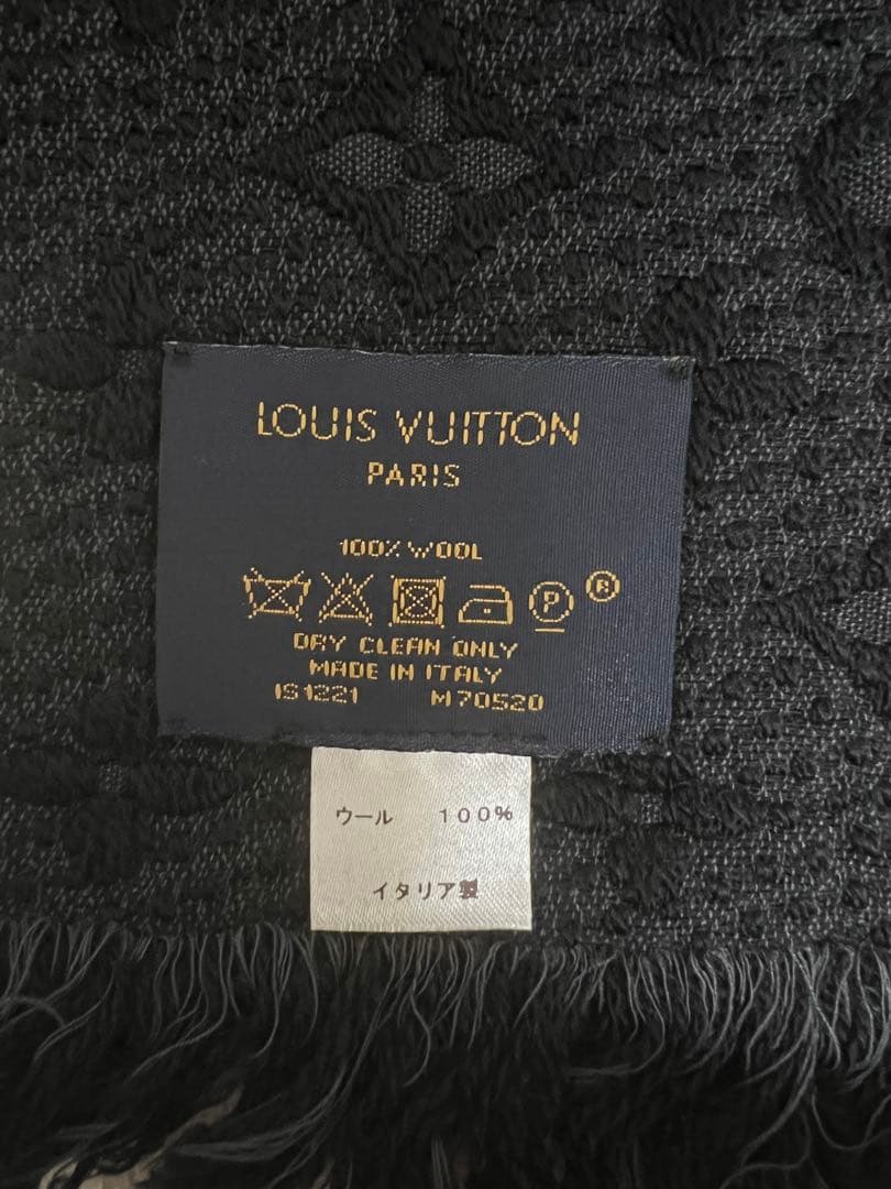 ルイ・ヴィトン エシャルプ モノグラム クラシック M70520 マフラー