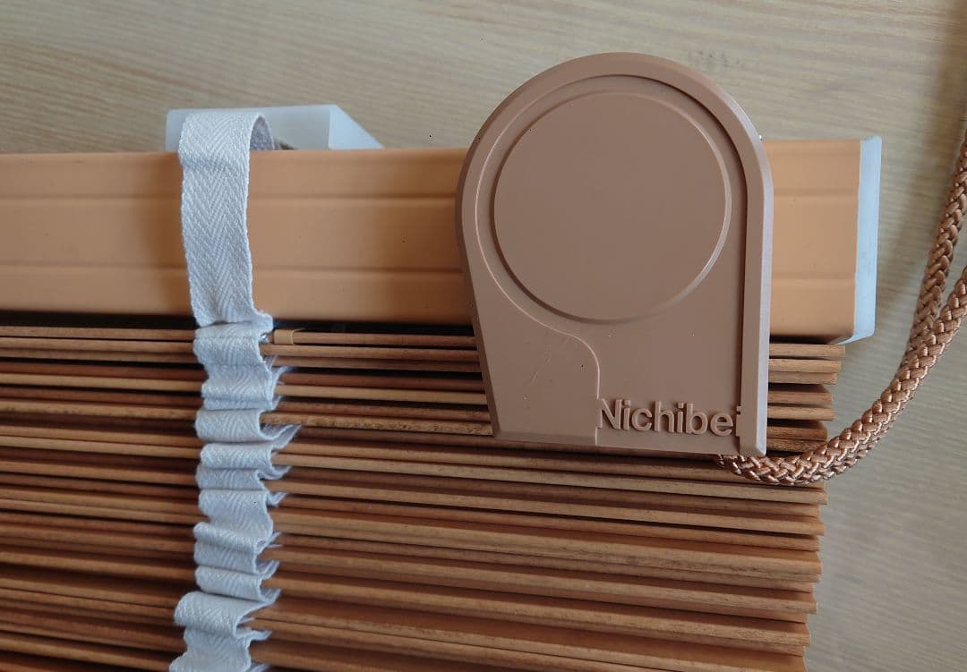 激安！「ニチベイ」木製ブラインド　25ミリスラット　　ナチュラル色